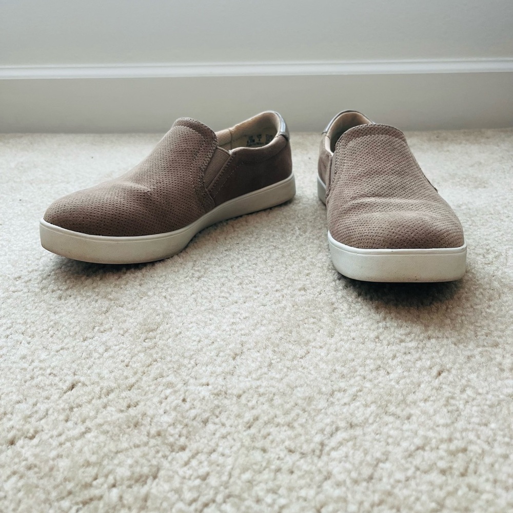 Women's Dr. Scholl’s Taupe Slip-On Casual Sneakers Size 6.5